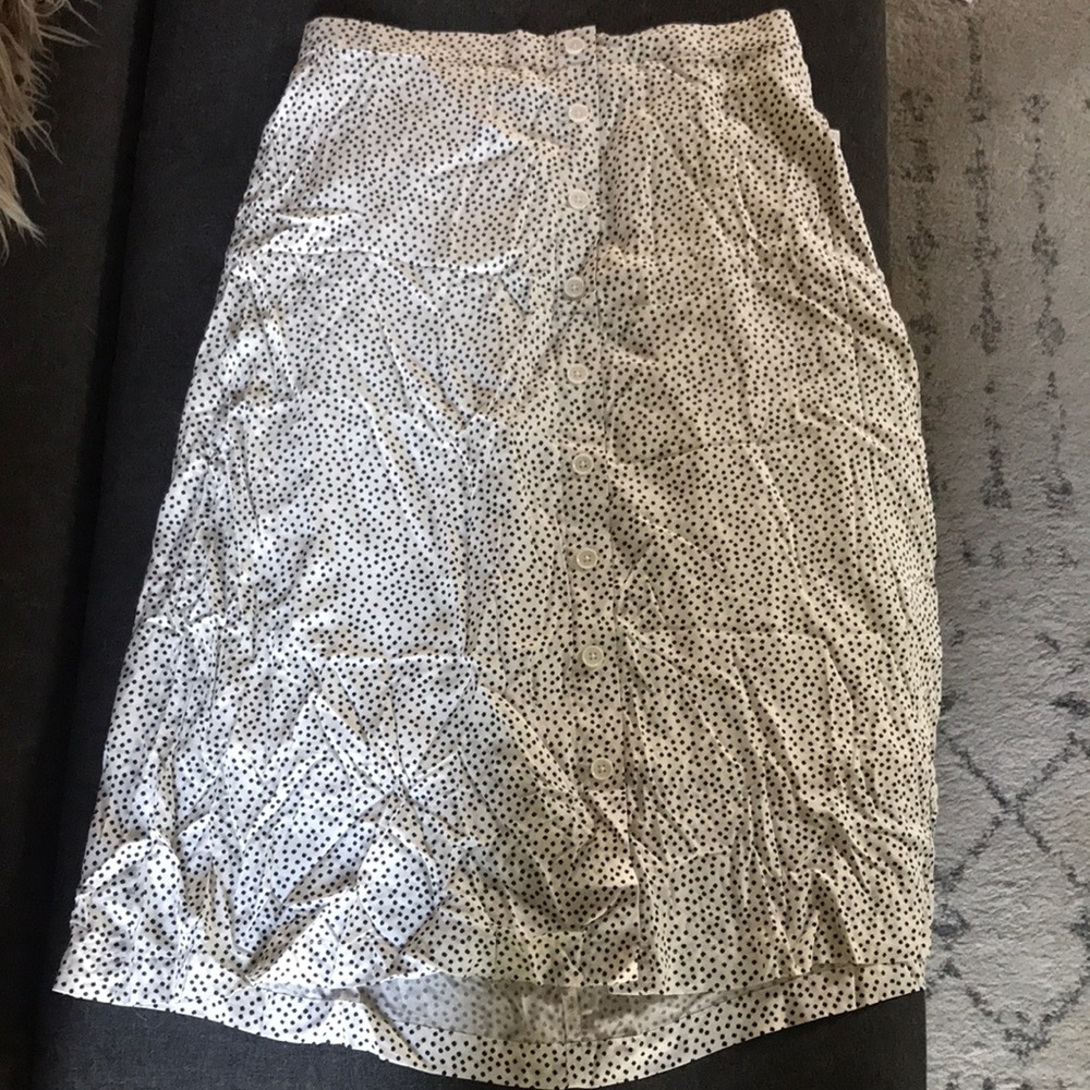 White polka dot skirt L NWT